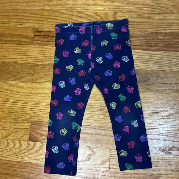 Cat & Cat and Old Navy leggings - Picture 7 of 9